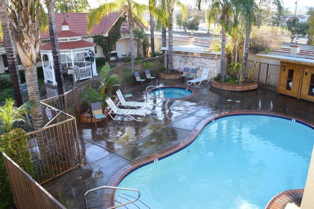Dynasty Suites Redlands Exterior foto